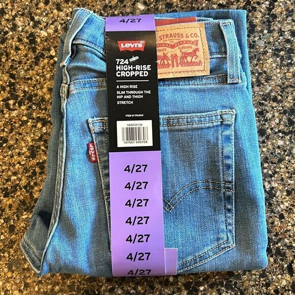 NEW Levi’s 724 High Rise Slim Straight Cropped Jeans - Picture 4 of 10